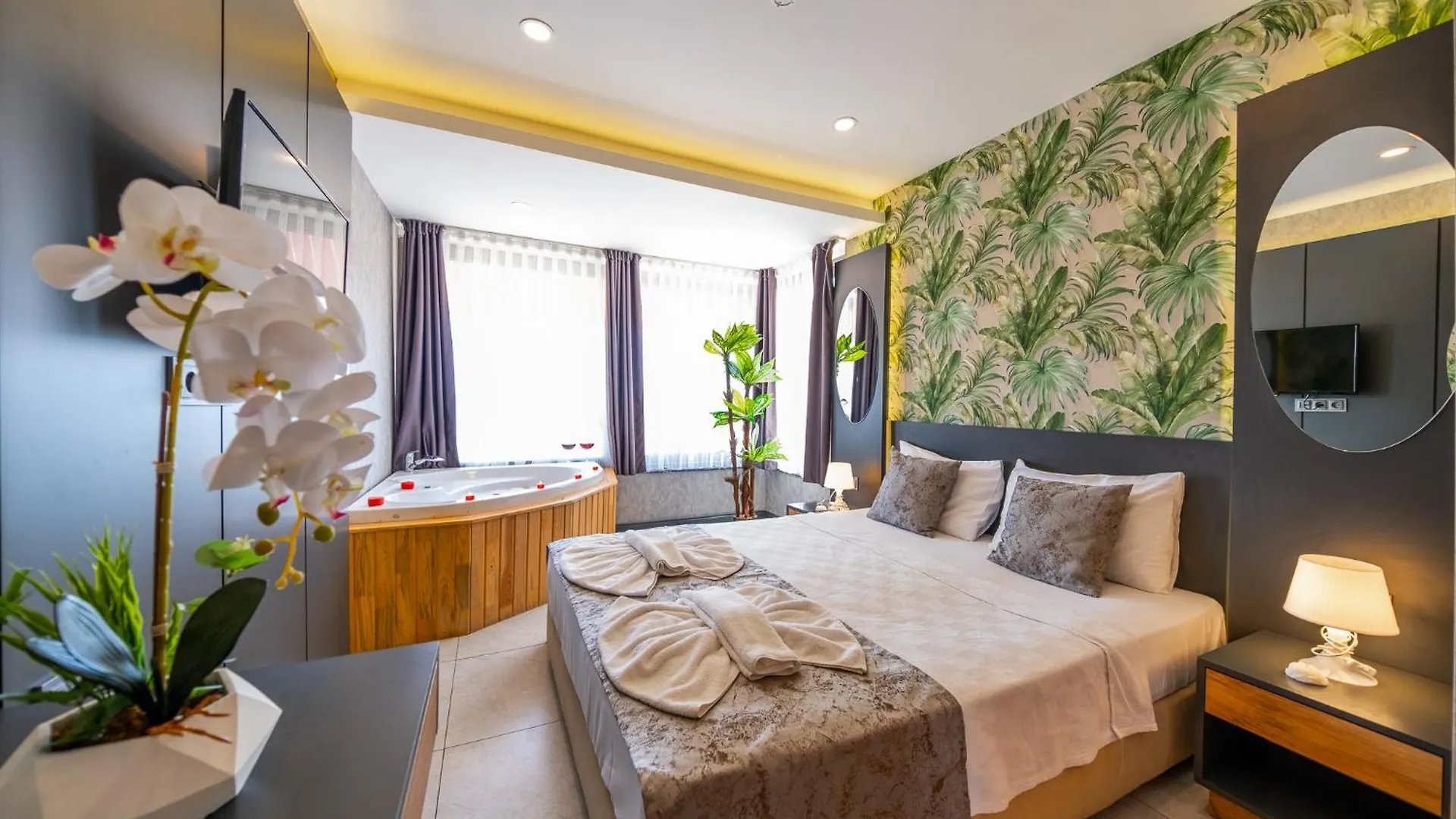 Mrt Suites Lara Antália