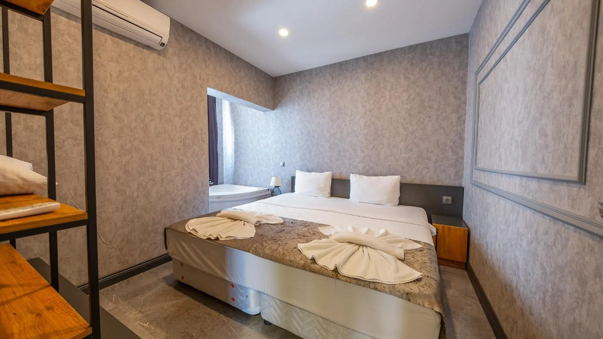 Mrt Suites Lara Antália 0*,  Turquia