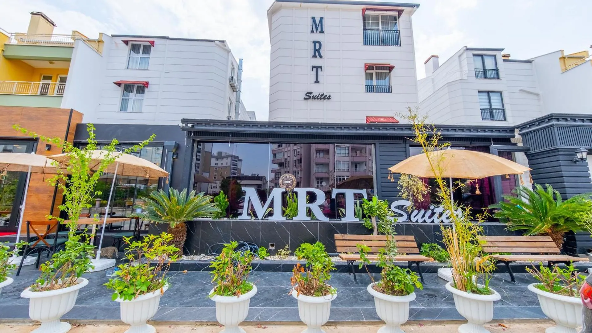 Mrt Suites Lara Antalya Aparthotel
