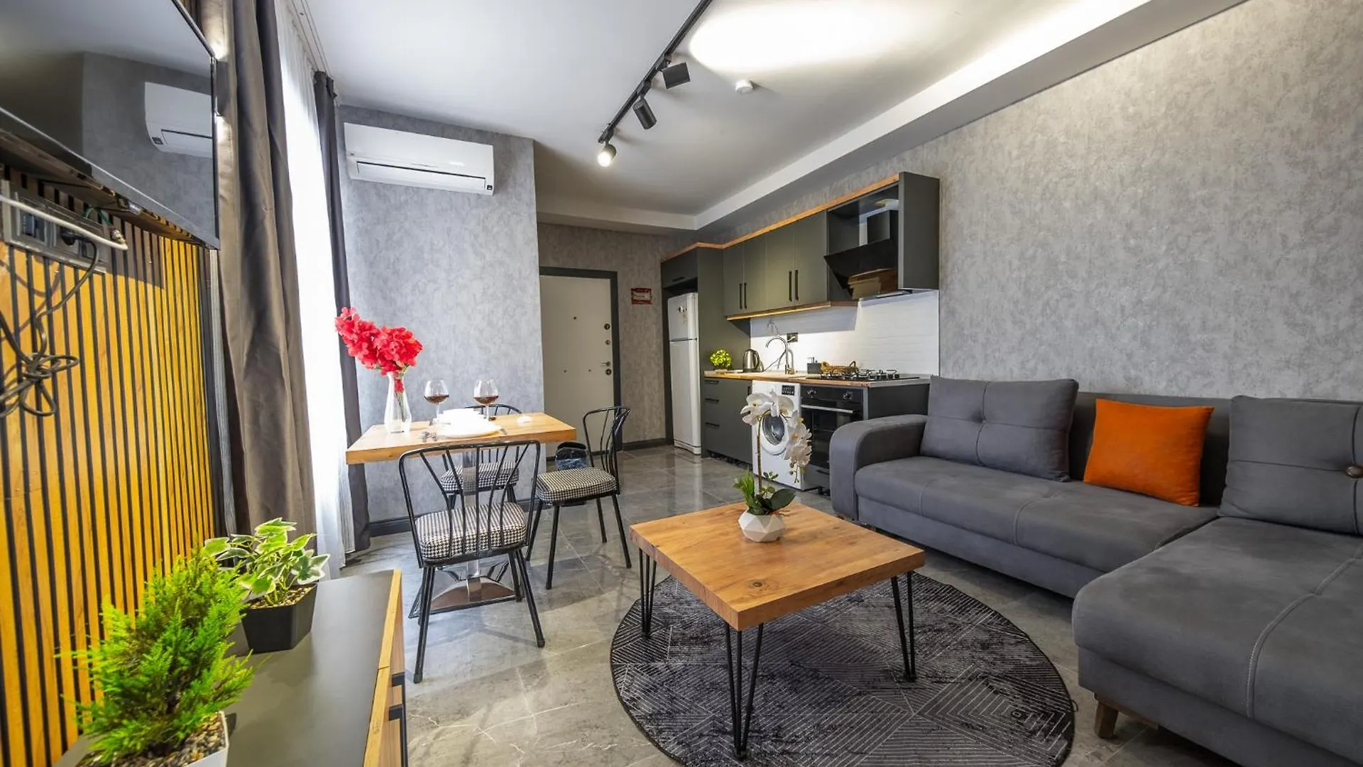 Mrt Suites Lara Antalya 0*,