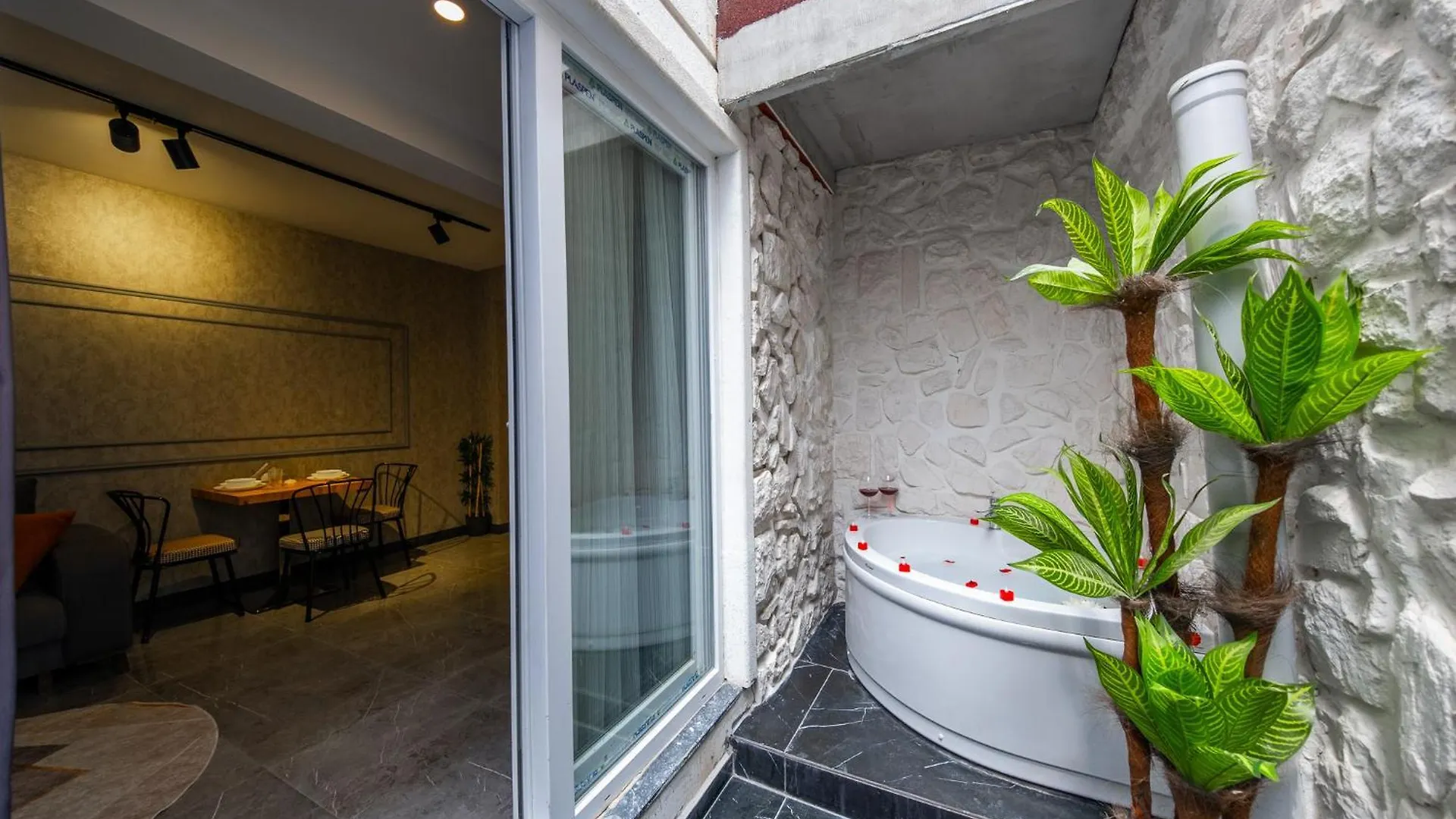 Aparthotel Mrt Suites Lara Antalya Turkey