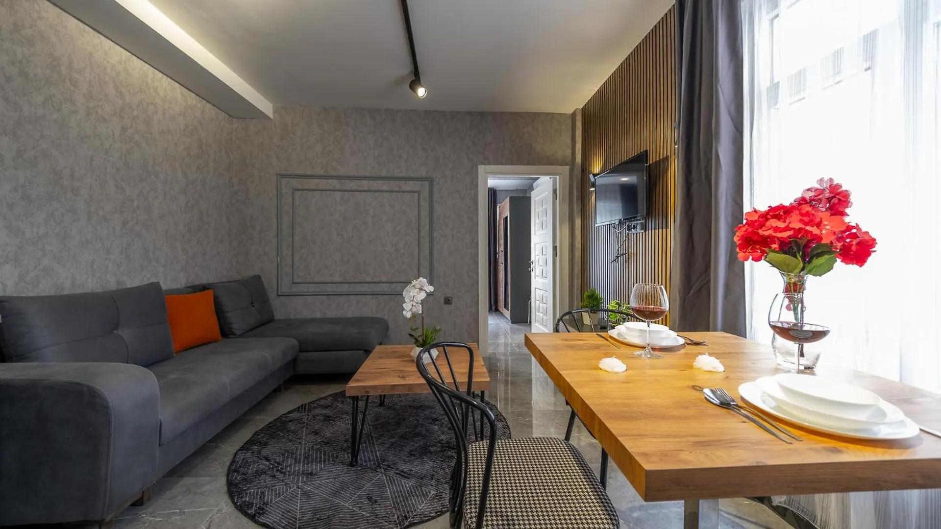 Mrt Suites Lara Antalya 0*,