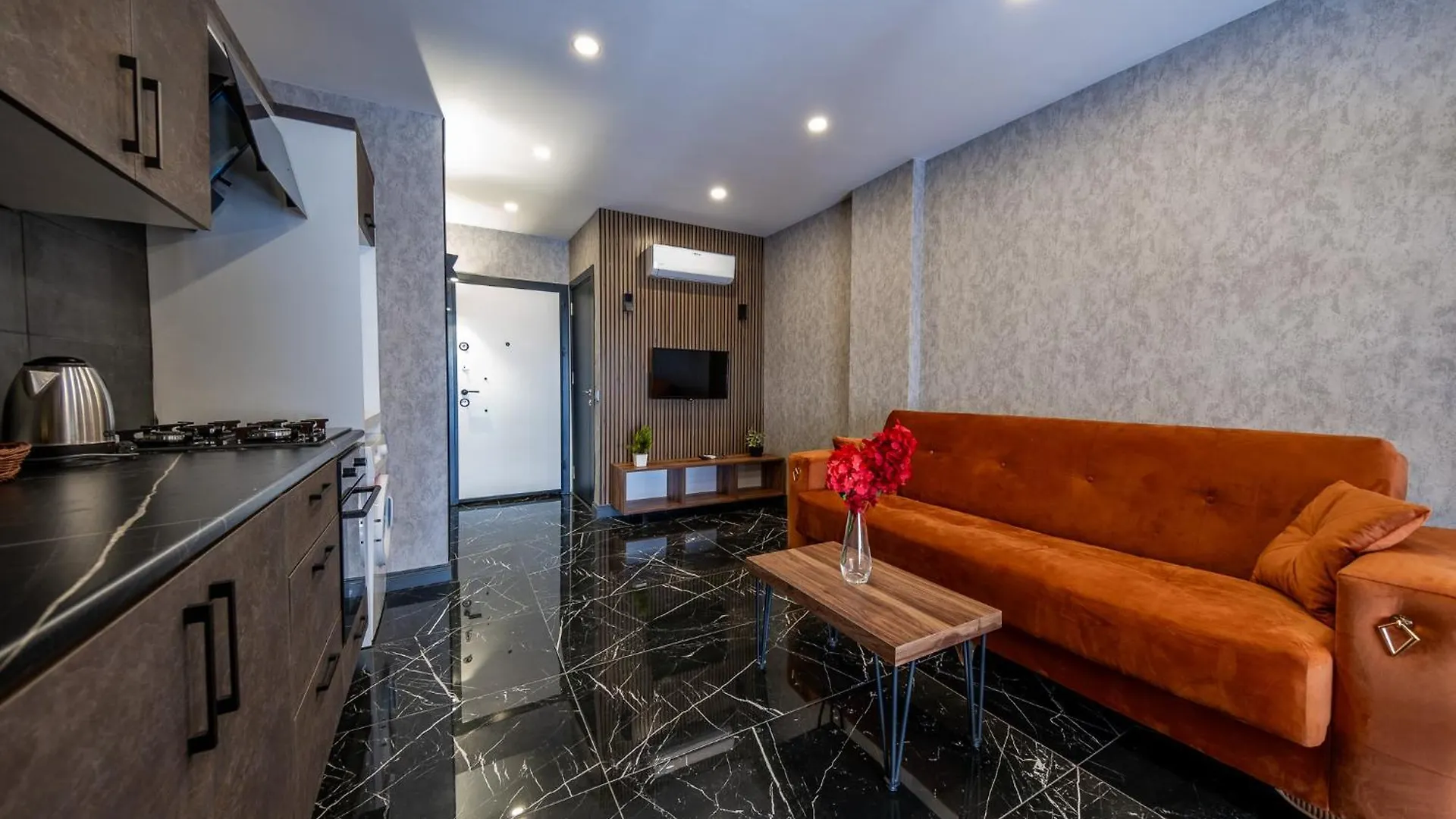 Mrt Suites Lara Antalya Aparthotel