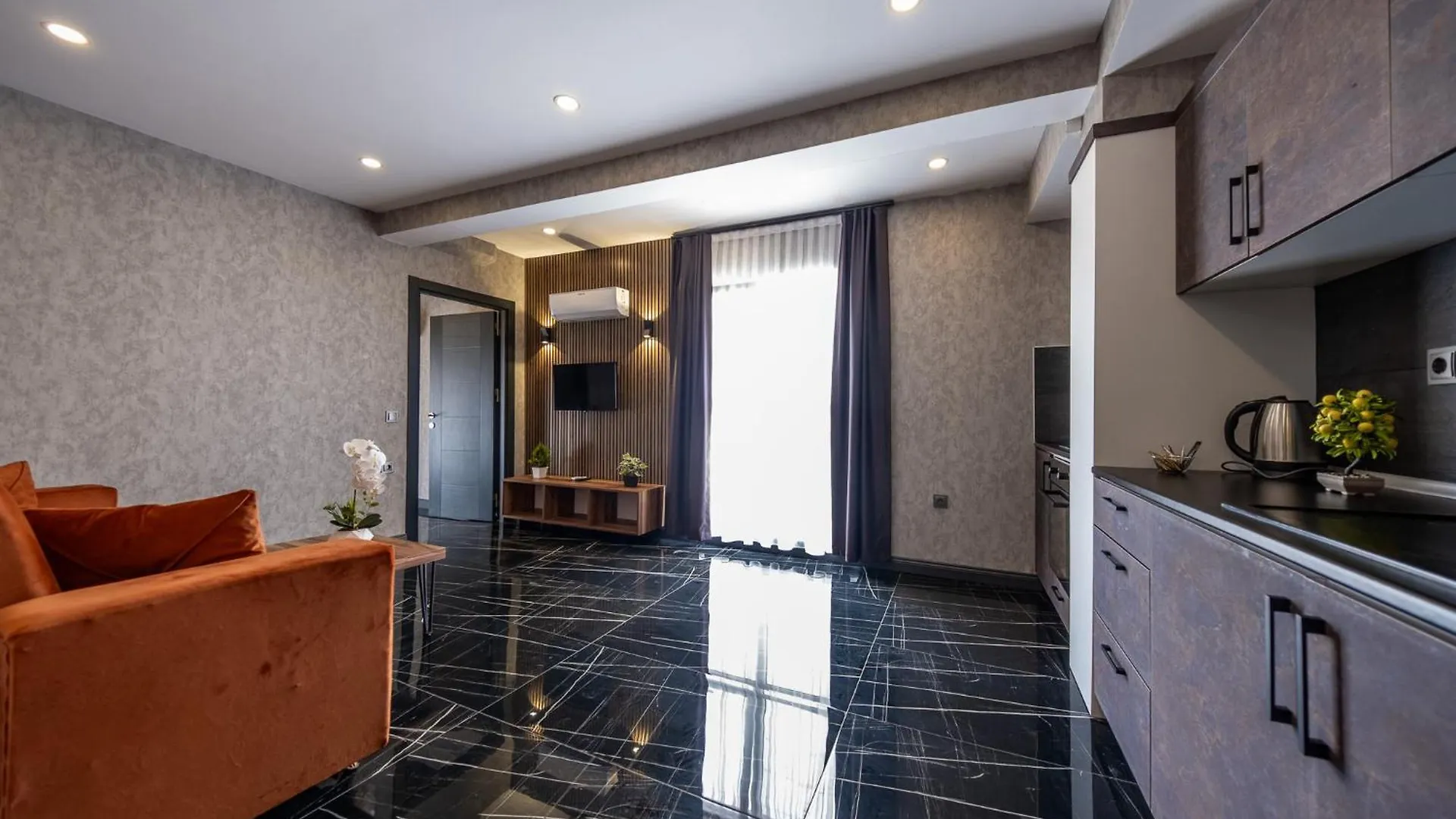 Aparthotel Mrt Suites Lara Antalya